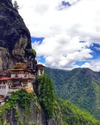 rigje_tours_travels_paro_taktshang_dzong_bhutan_holiday_3
