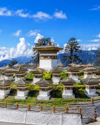 rigje_tours_travels_thimphu_bhutan_dochula_chorten_cultural_spiritual_holiday